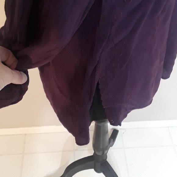 COMO NO? Purple Floral Tunic Size Small - Picture 8 of 8